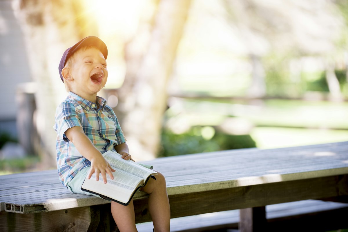 Children learning through outdoor nature experiences